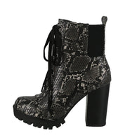 WOMAN'S SHOES BLACK/PYTHON/GRAY PU BOOTIES LIMIT